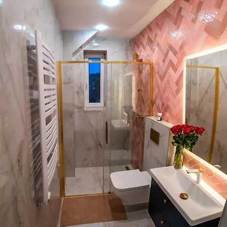 Apartamenty Cud Miod 1 Kudowa Zdroj Exterior photo